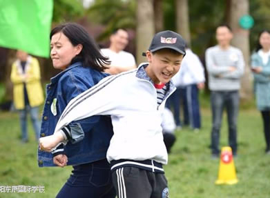 ��������ͻ��-������κ�����_MG������Ϸ����ѧУ ���ưࡰӵ���ഺ.����δ����