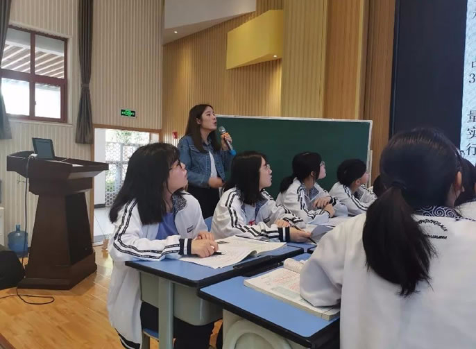 ����������ͻ��-������κ�����_MG������Ϸ��ϲѶ | ��У��ϯʷ�ɡ���÷����������ʷ����һ�Ƚ�