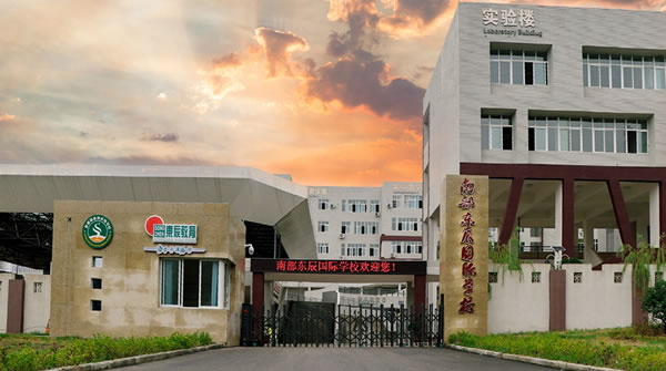 �ϲ��ر���ͻ��-������κ�����_MG������Ϸ����ѧУ