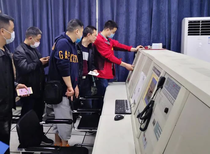 ������ ���徲ح����ͻ��-������κ�����_MG������Ϸ�������ŶԸ�ѧУ�����徲��� ȷ��˳�쿪ѧ