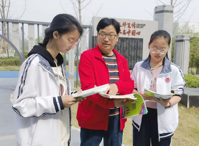 ����ͻ��-������κ�����_MG������Ϸ�硤΢�� ح���ûԣ��¿α��µĸ���Ӣ��ʻ��ѧ