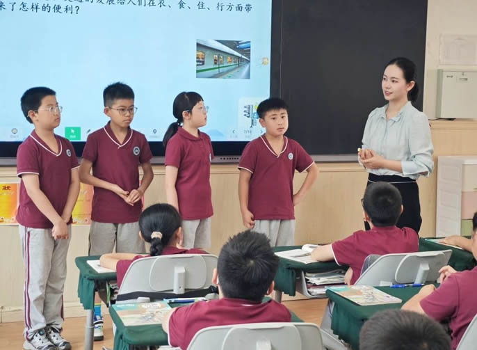 冰球突破-冰球电游豪华版_MG冰球游戏风·微刊丨汉中冰球突破-冰球电游豪华版_MG冰球游戏李顺玉:当AI叩响德育之门